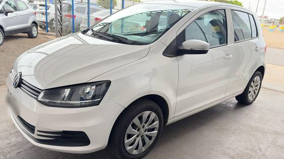 VOLKSWAGEN FOX 1.0 MPI TRENDLINE 12V FLEX 4P MANUAL VOLKSWAGEN FOX 1.0 MPI TRENDLINE 12V FLEX 4P MANUAL